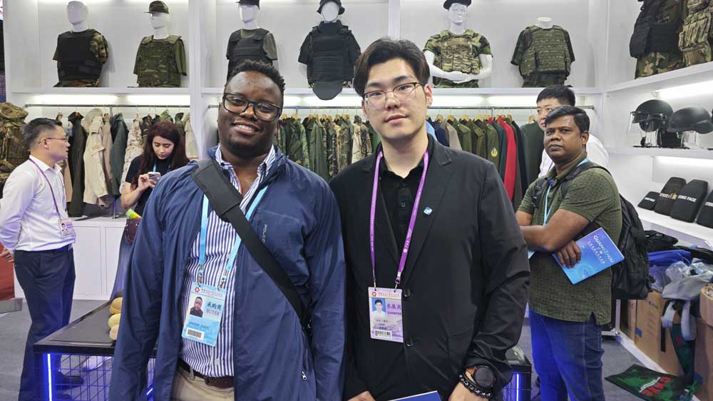 American-customers,-purchasing-bulletproof-products