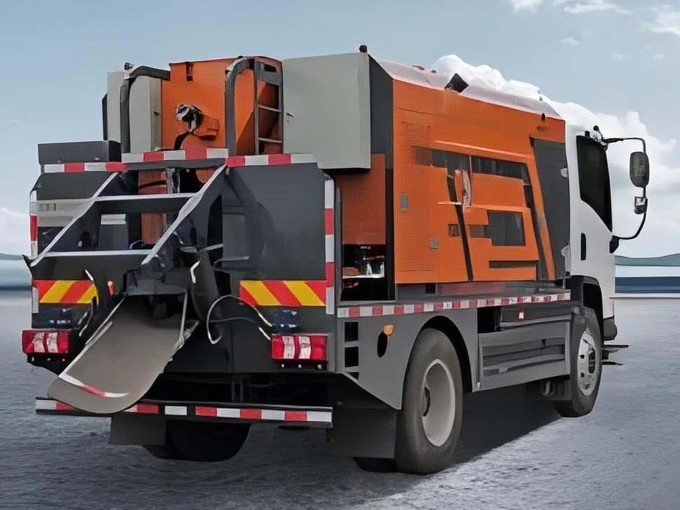 MS1000 Small Color Slurry Sealing Vehicle 2 MS1000 Small Color Slurry Sealing Vehicle 2
