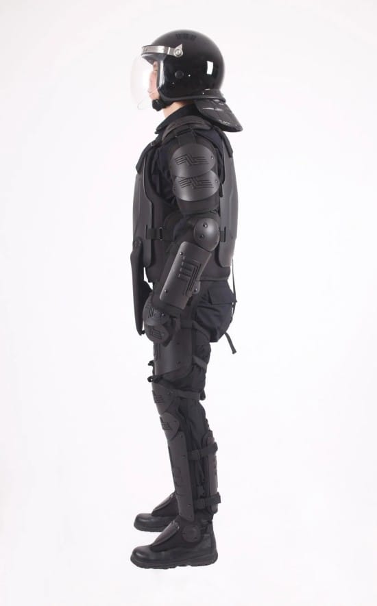 Police Riot Control Gear Military Anti Riot Suit (2) Police Riot Control Gear Military Anti Riot Suit (2)