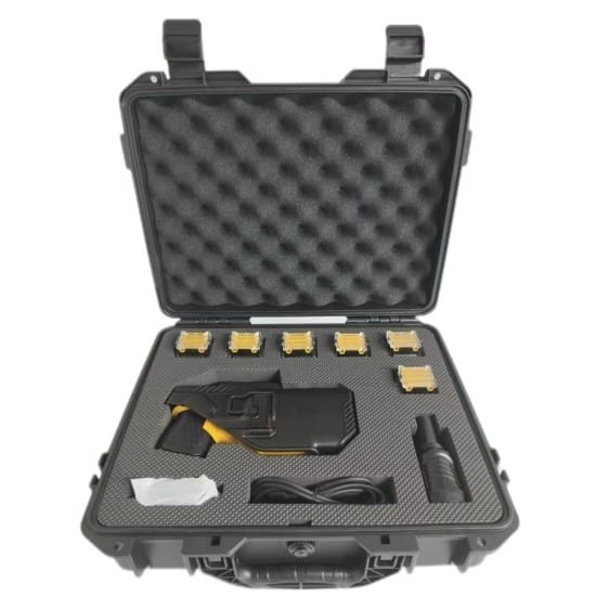 Taser Stun Gun (1) Taser Stun Gun (1)