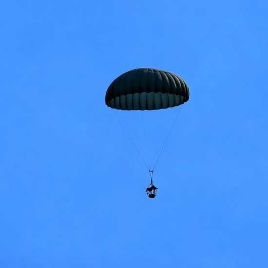 T500-226-K001-01 Cargo Parachute System (2)