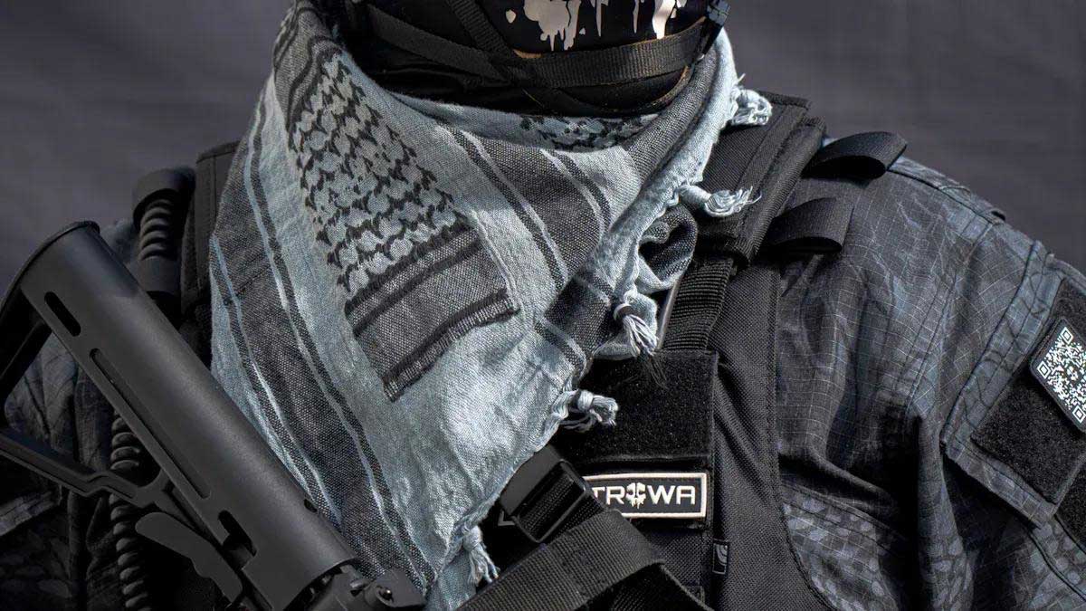 Top-Military-Cutproof-and-Stabproof-Suits-Compared-2