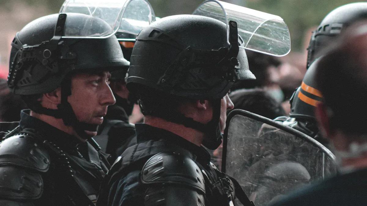 Anti‑Riot Helmet1